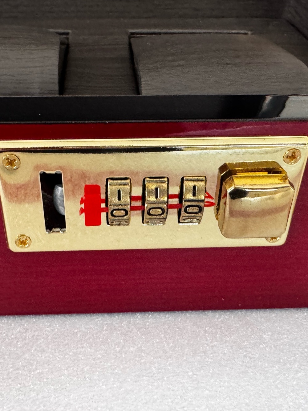 Cartier Red and Black Leather Five-Watch Travel Case with Gold Hardware - Picture 4 of 8